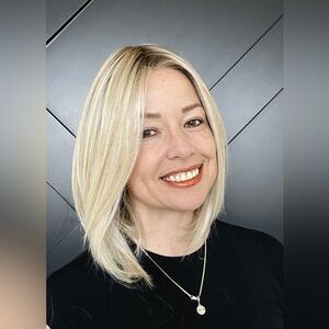 SOLD New Belle Tress Dubai in Crushed Almond Blonde R